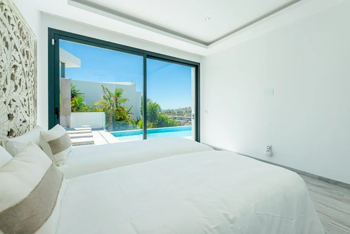 Luxury Holiday Villa With Heated Pool Open Sea Views Estepona Spain