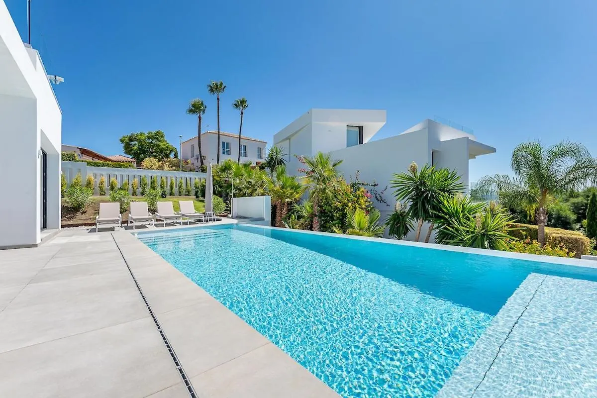 Luxury Holiday Villa With Heated Pool Open Sea Views Estepona Spain